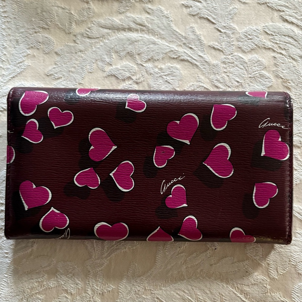 Gucci Limited Edition Leather Heartbeat Continental Flap Wallet - EUC - Picture 3 of 15